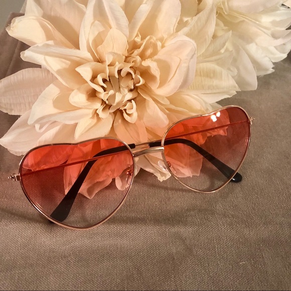Accessories - Heart Shaped Sunglasses Ombré Rose Gold Sunnies